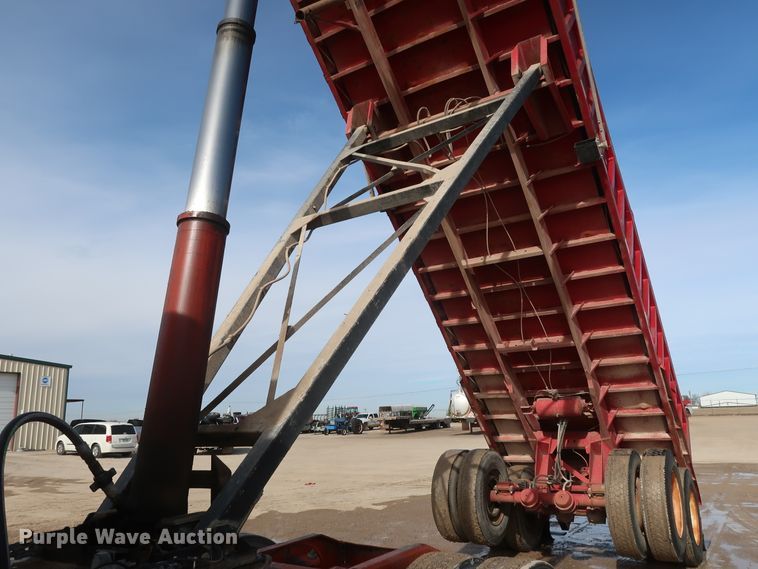 image for item DH0753 1988 Lufkin end dump trailer