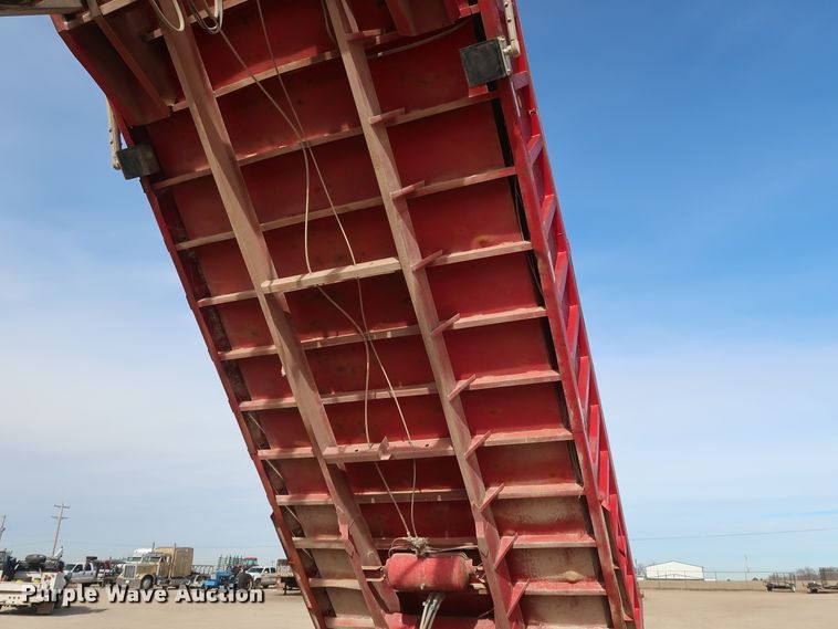 image for item DH0753 1988 Lufkin end dump trailer