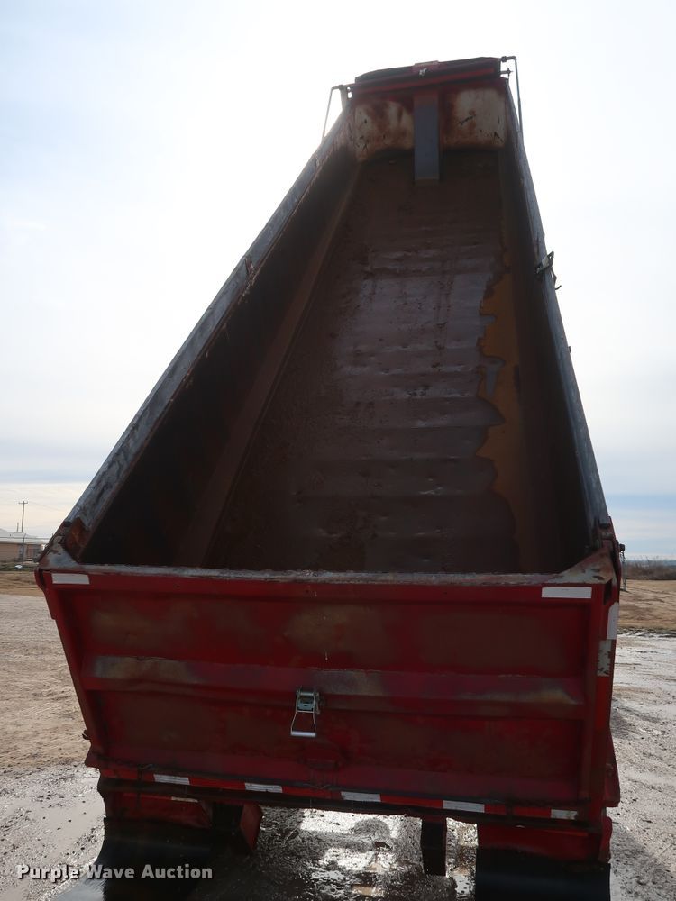 image for item DH0753 1988 Lufkin end dump trailer