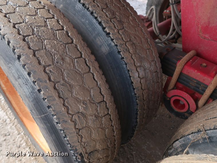 image for item DH0753 1988 Lufkin end dump trailer