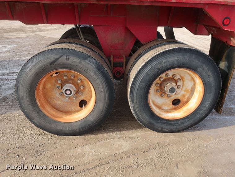 image for item DH0753 1988 Lufkin end dump trailer