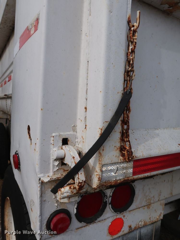 image for item DH0754 2005 shop built end dump pup trailer