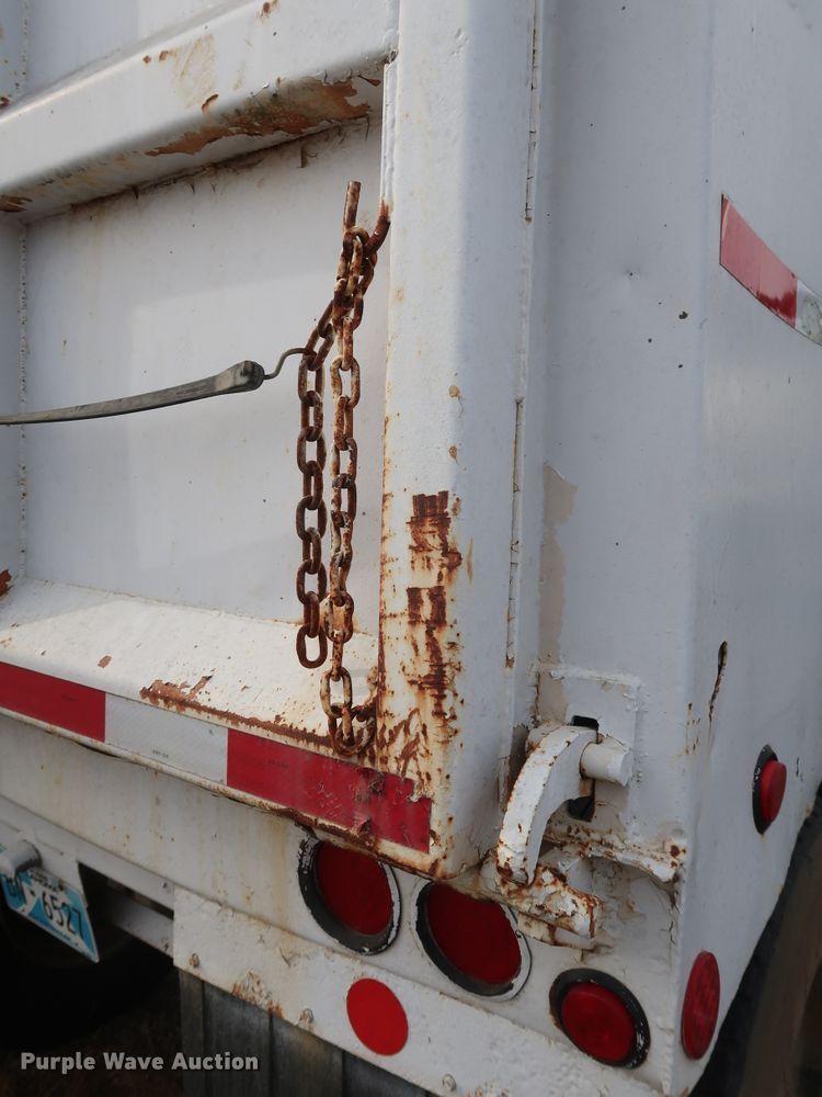 image for item DH0754 2005 shop built end dump pup trailer