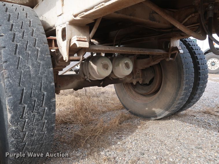 image for item DH0754 2005 shop built end dump pup trailer