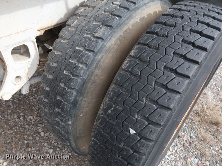 image for item DH0754 2005 shop built end dump pup trailer