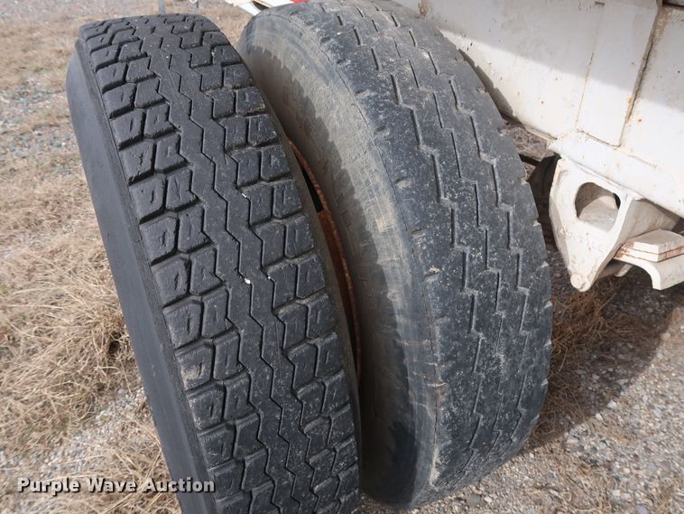 image for item DH0754 2005 shop built end dump pup trailer