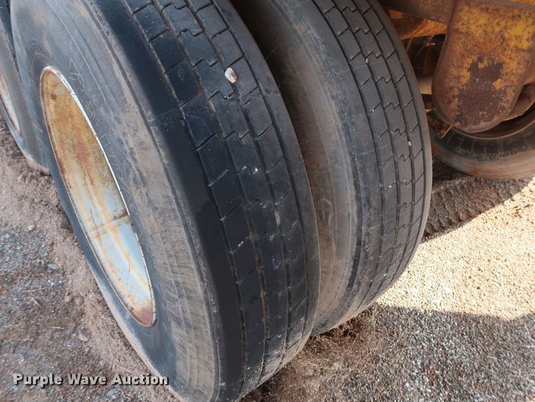 image for item DH0759 1977 Timpte Super Seal dry van trailer