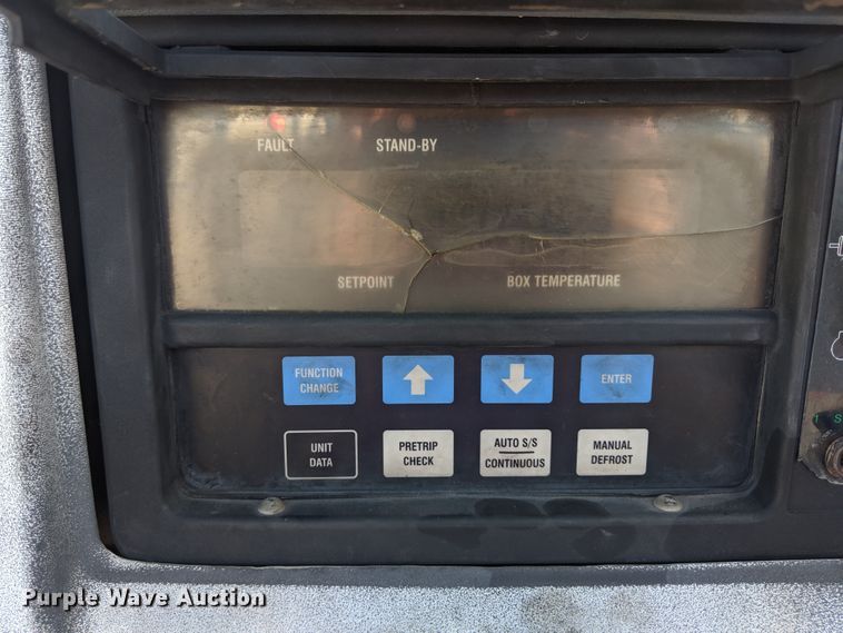 image for item DH0776 1998 Great Dane refrigerated van trailer