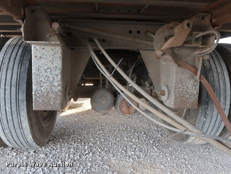 image for item DH0776 1998 Great Dane refrigerated van trailer