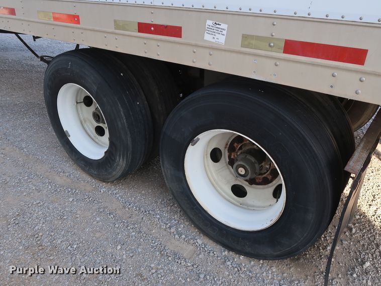 image for item DH0776 1998 Great Dane refrigerated van trailer