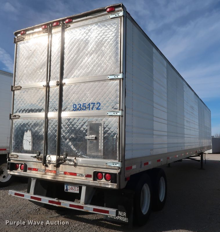 image for item DH0778 1998 Utility VS2R refrigerated van trailer