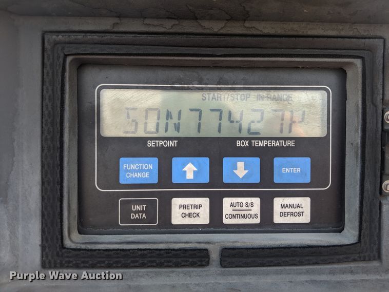 image for item DH0778 1998 Utility VS2R refrigerated van trailer