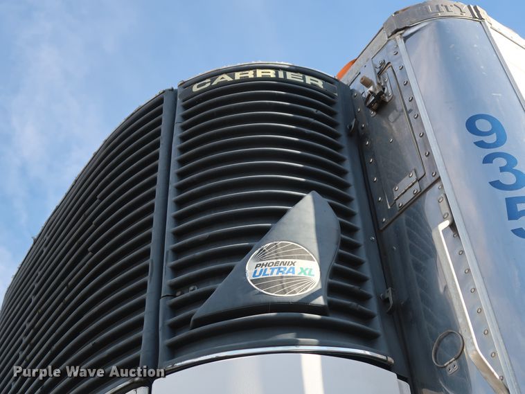 image for item DH0778 1998 Utility VS2R refrigerated van trailer