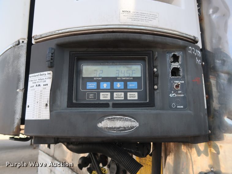 image for item DH0778 1998 Utility VS2R refrigerated van trailer