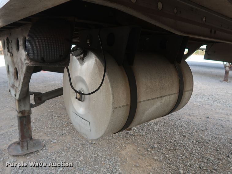 image for item DH0778 1998 Utility VS2R refrigerated van trailer