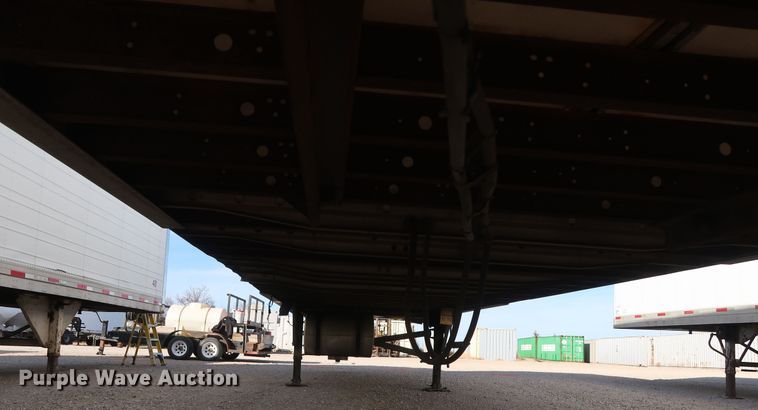 image for item DH0778 1998 Utility VS2R refrigerated van trailer