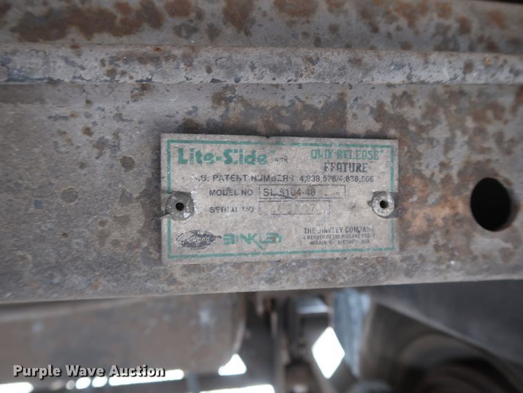 image for item DH0778 1998 Utility VS2R refrigerated van trailer