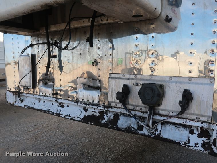 image for item DH0779 1993 Trailmobile 01AC-1UAL refrigerated van trailer