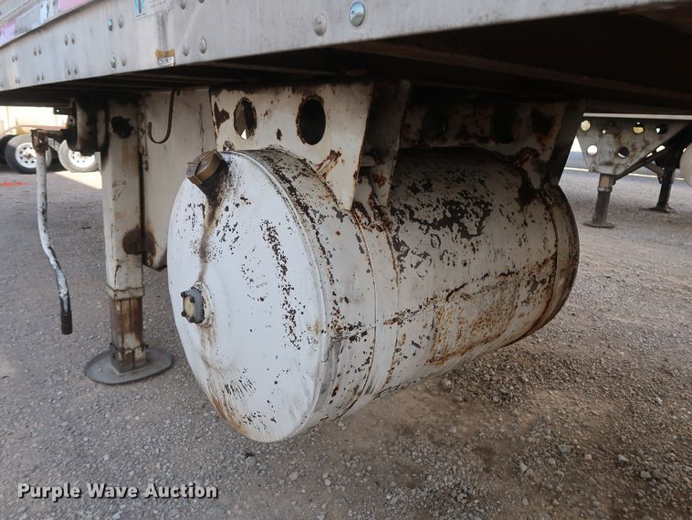 image for item DH0779 1993 Trailmobile 01AC-1UAL refrigerated van trailer