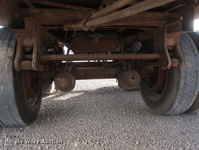 image for item DH0779 1993 Trailmobile 01AC-1UAL refrigerated van trailer