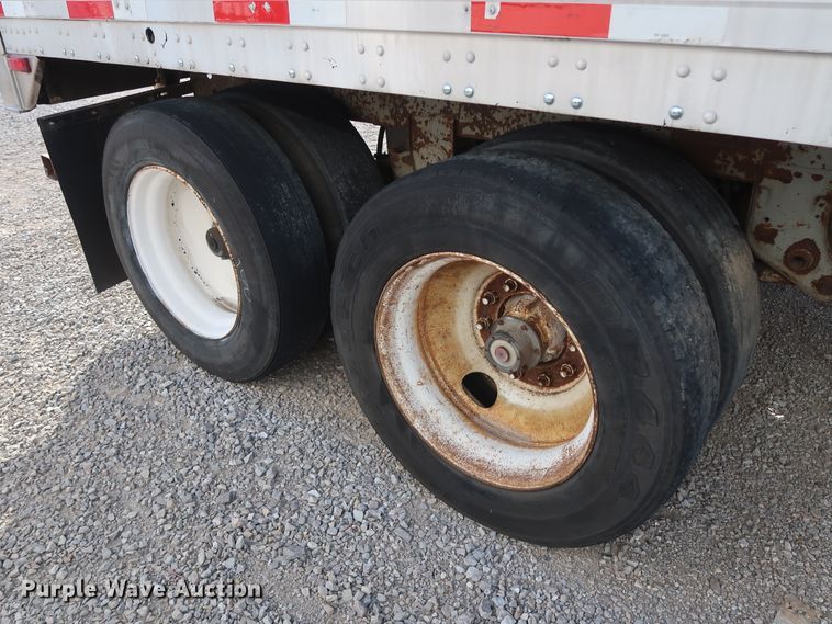 image for item DH0779 1993 Trailmobile 01AC-1UAL refrigerated van trailer