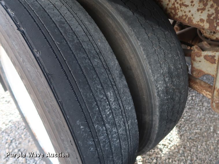 image for item DH0779 1993 Trailmobile 01AC-1UAL refrigerated van trailer