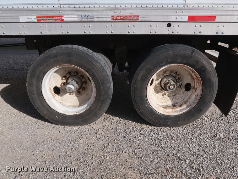 image for item DH0779 1993 Trailmobile 01AC-1UAL refrigerated van trailer