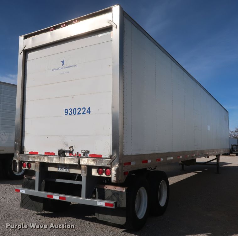image for item DH0781 1996 Utility VS2R refrigerated van trailer