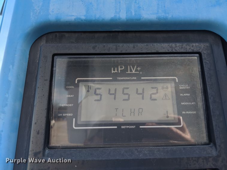 image for item DH0781 1996 Utility VS2R refrigerated van trailer