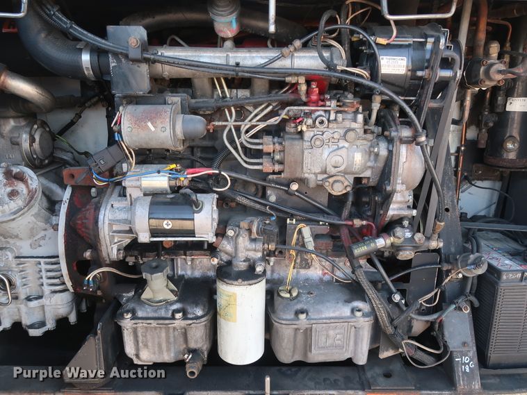 image for item DH0781 1996 Utility VS2R refrigerated van trailer