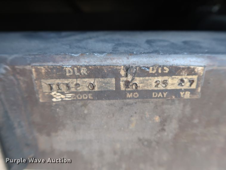 image for item DH0781 1996 Utility VS2R refrigerated van trailer