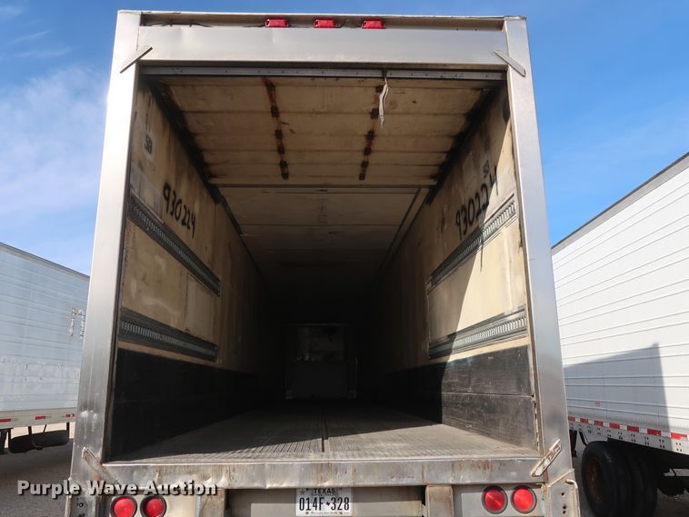 image for item DH0781 1996 Utility VS2R refrigerated van trailer
