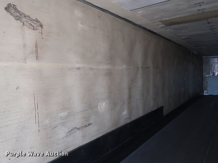 image for item DH0781 1996 Utility VS2R refrigerated van trailer