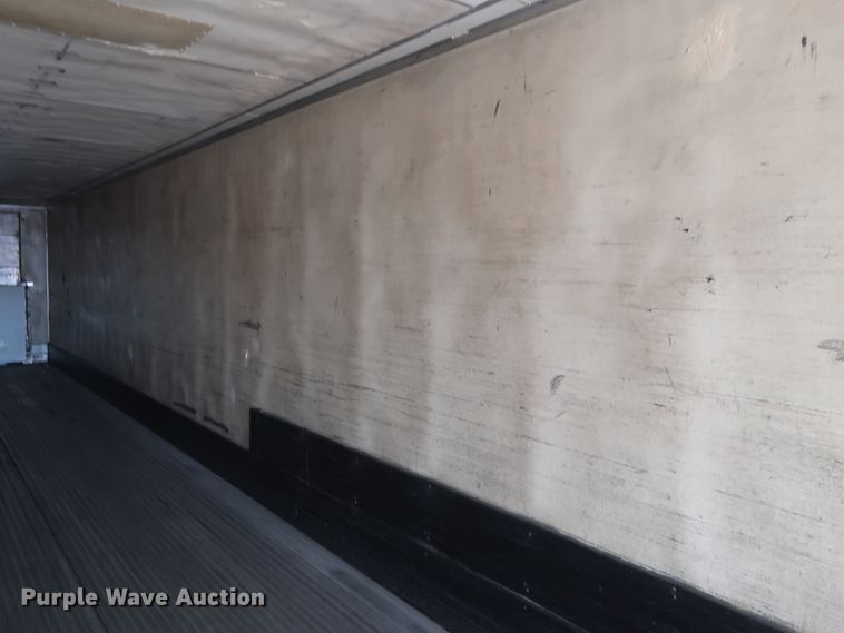 image for item DH0781 1996 Utility VS2R refrigerated van trailer