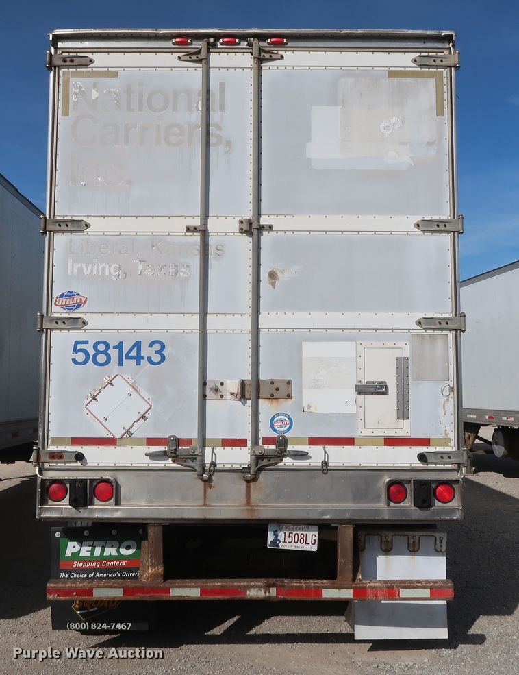 image for item DH0782 1999 Utility VS2R refrigerated van trailer