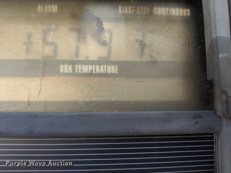 image for item DH0782 1999 Utility VS2R refrigerated van trailer