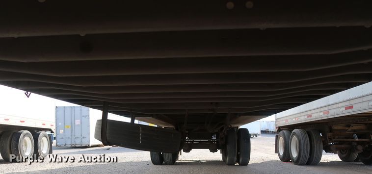 image for item DH0782 1999 Utility VS2R refrigerated van trailer