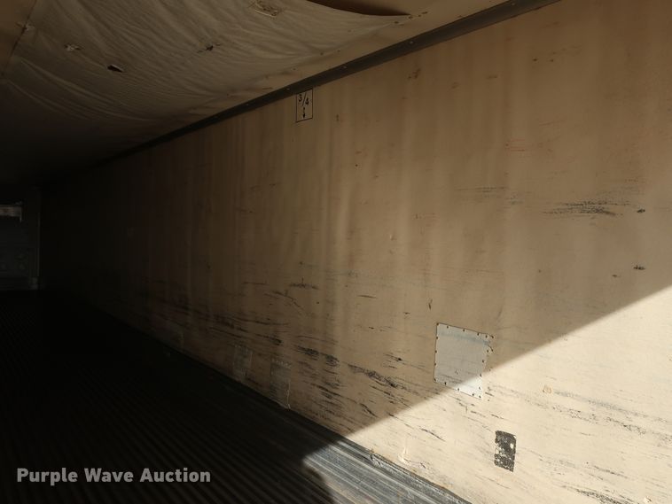 image for item DH0782 1999 Utility VS2R refrigerated van trailer