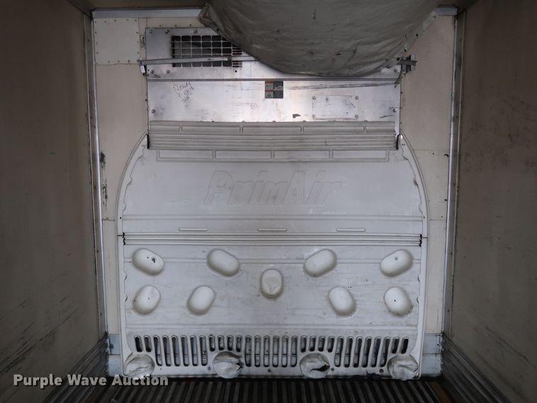 image for item DH0782 1999 Utility VS2R refrigerated van trailer