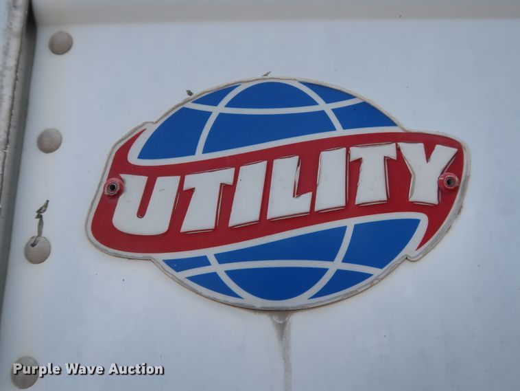 image for item DH0782 1999 Utility VS2R refrigerated van trailer