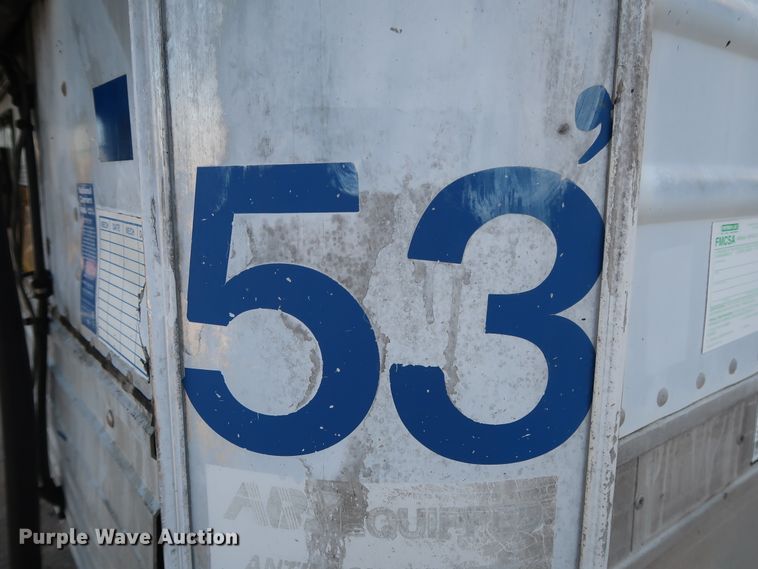 image for item DH0782 1999 Utility VS2R refrigerated van trailer