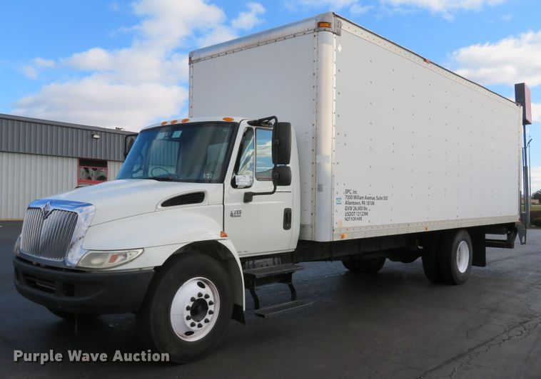 image for item DH1708 2007 International 4300 box truck