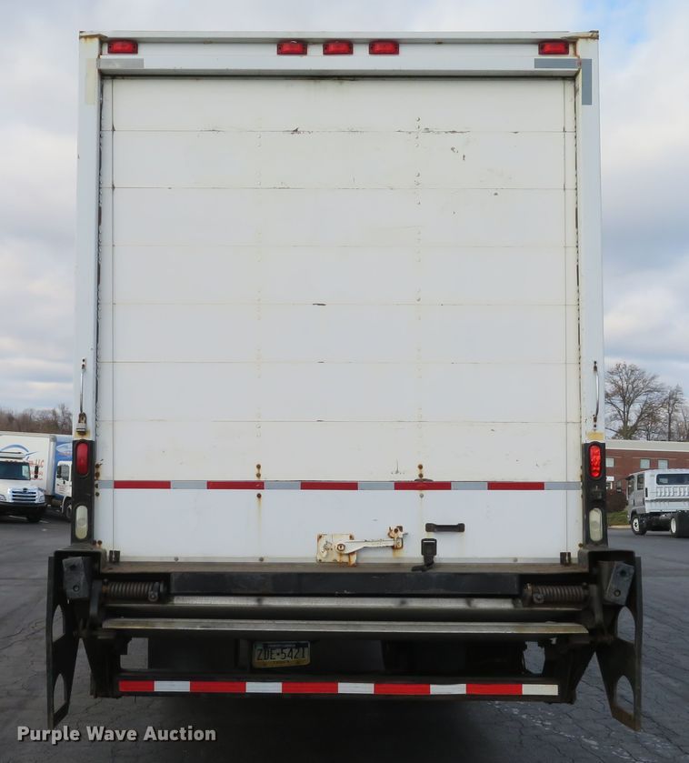 image for item DH1708 2007 International 4300 box truck