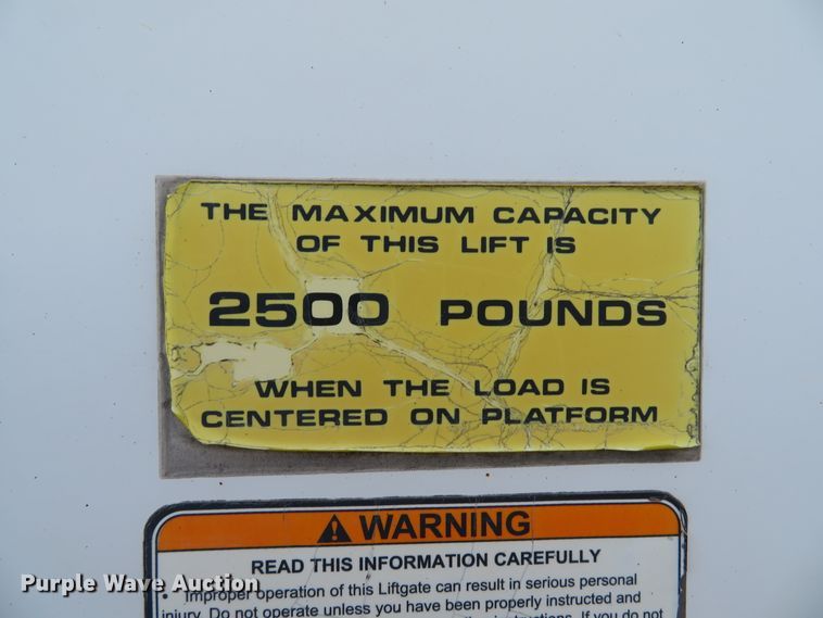 image for item DH1708 2007 International 4300 box truck