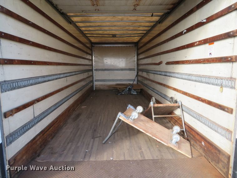 image for item DH1708 2007 International 4300 box truck