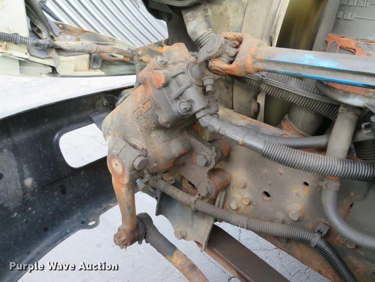 image for item DH1708 2007 International 4300 box truck