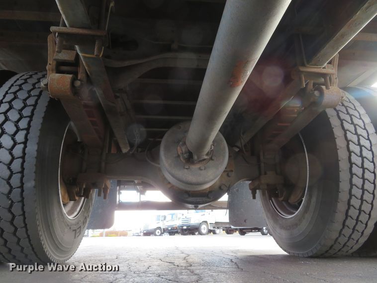 image for item DH1708 2007 International 4300 box truck