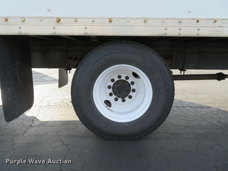 image for item DH1708 2007 International 4300 box truck