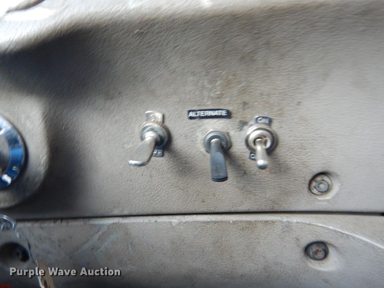 image for item DH2245 2000 Sterling L-Line truck cab and chassis