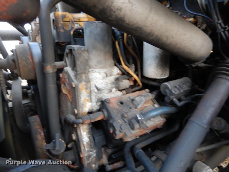 image for item DH2245 2000 Sterling L-Line truck cab and chassis